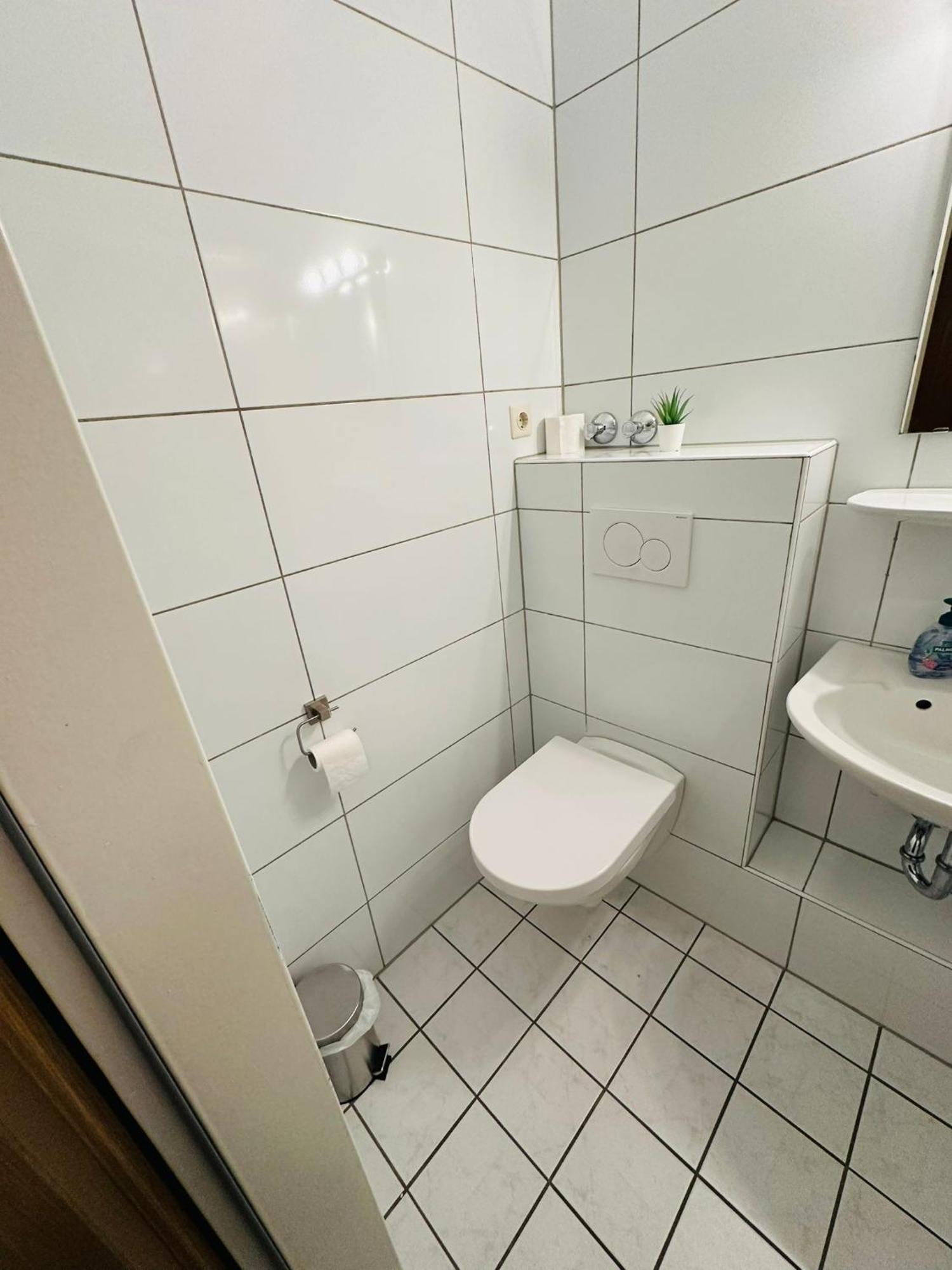 Bff Airport Messe Schlaf - Bed & Breakfast Düsseldorf