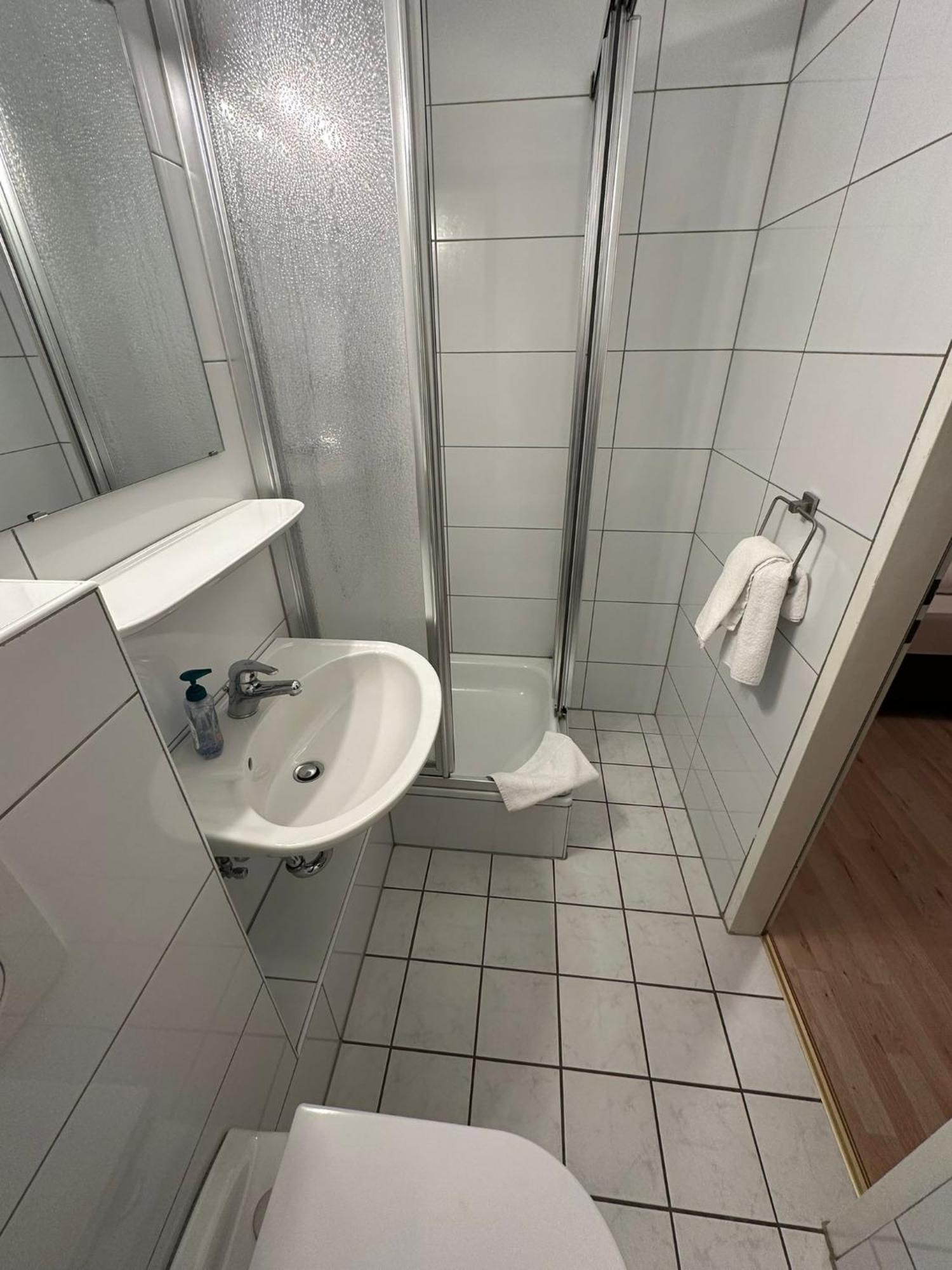 Bff Airport Messe Schlaf -
