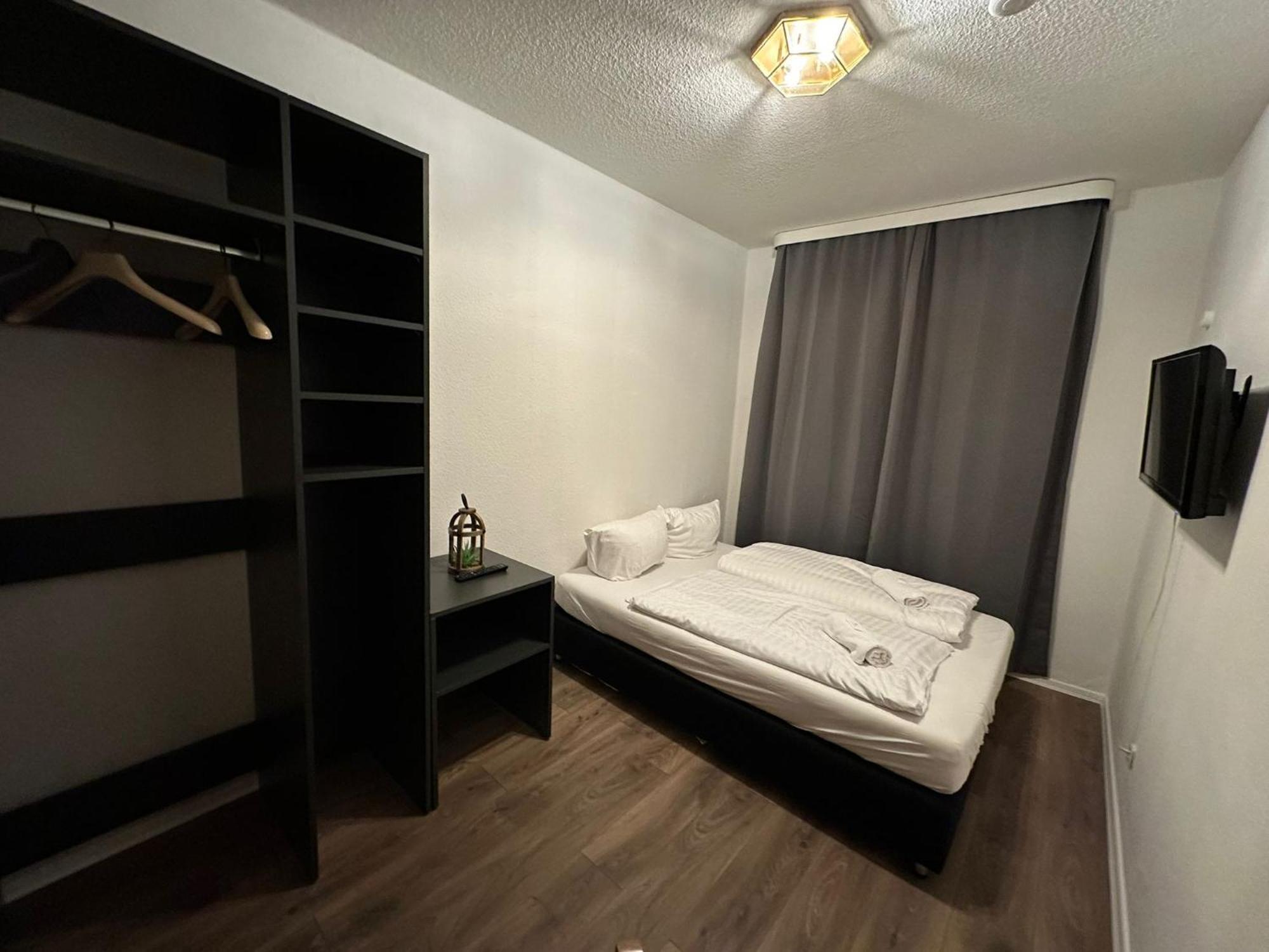 Bed & Breakfast Bff Airport Messe Schlaf - 2*